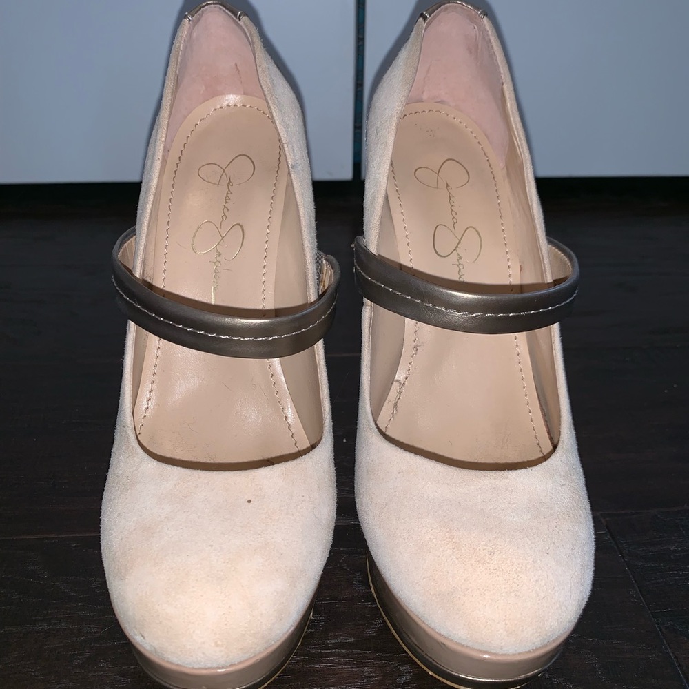 Size 6 platform heels